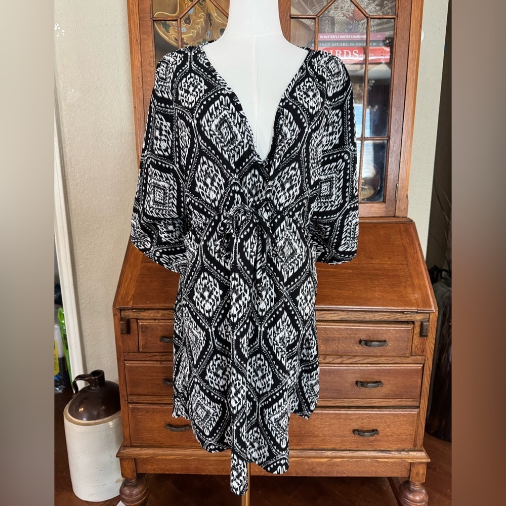 Black and White Swimsuit Cover-Up Dress